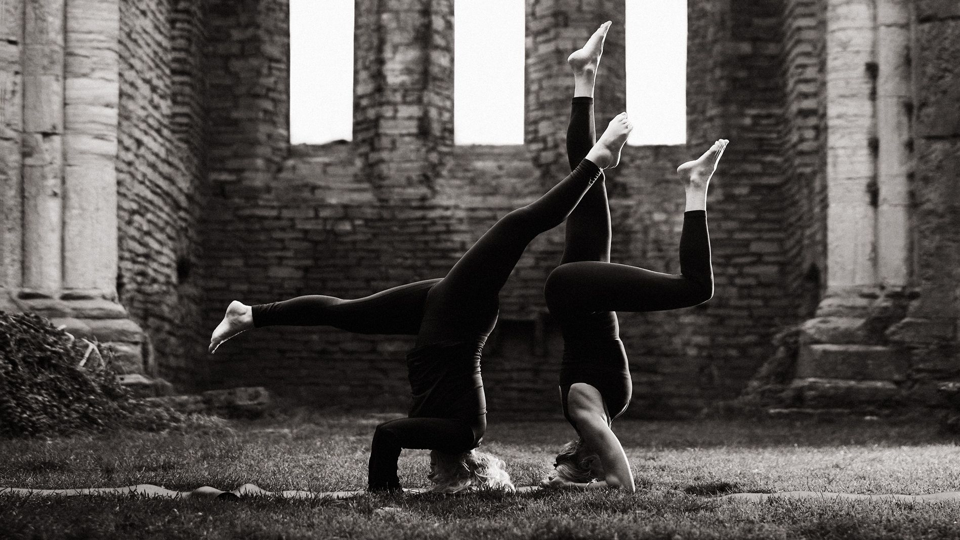 Öppet hus & Gratis prova på Yoga & Holistisk träning 12/4