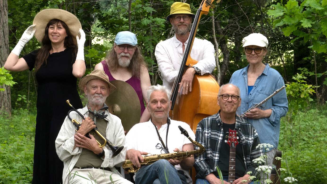 Sanda Jazz Station Band